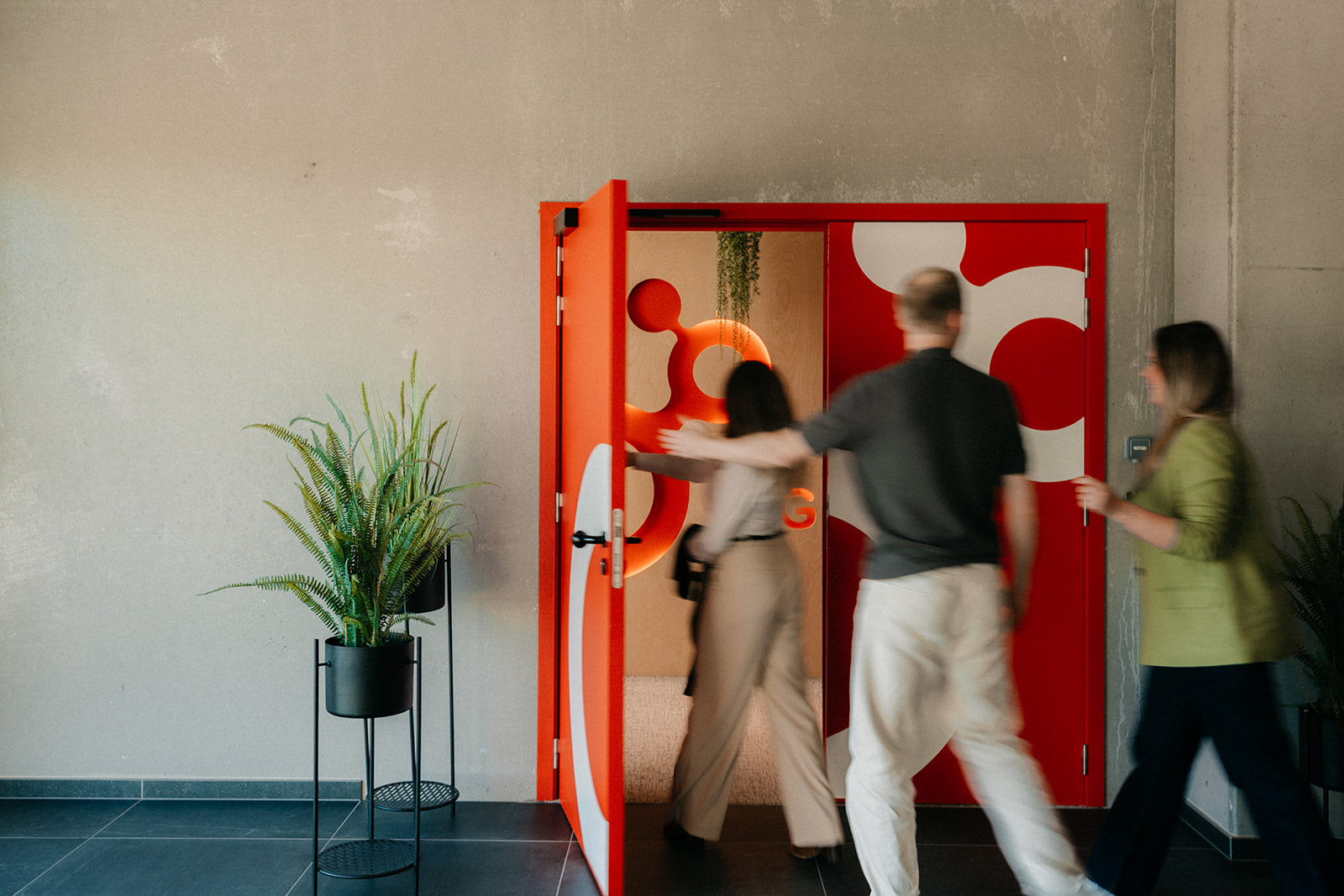 Het team van Digital Leader aan het werk